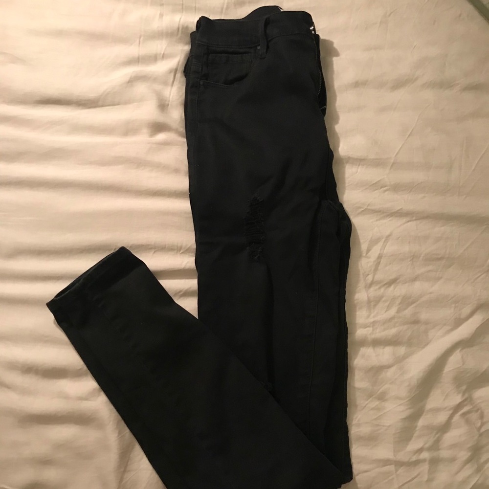 Black super high rise ripped skinny jeggings